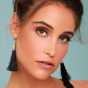 Black and Gold Sashi Tassel Earrings